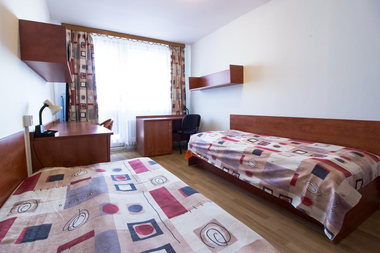 Hostel Eislerova Kolej Jarov *